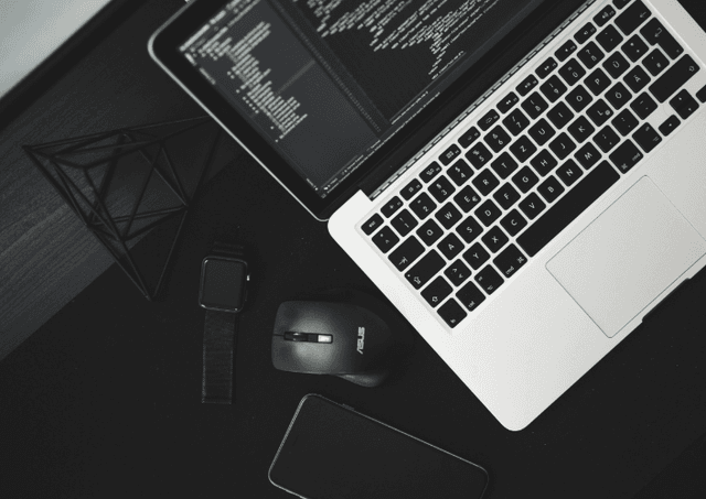 Foto de <a href="https://unsplash.com/@altumcode?utm_source=unsplash&utm_medium=referral&utm_content=creditCopyText">AltumCode</a> na <a href="https://unsplash.com/pt-br/fotografias/dMUt0X3f59Q?utm_source=unsplash&utm_medium=referral&utm_content=creditCopyText">Unsplash</a>